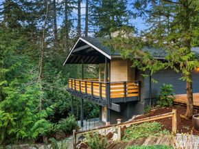 1520 Sycamore Drive SE, Issaquah WA 98027