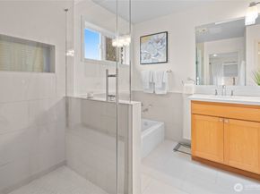 6661 191st Place NE, Redmond WA 98052