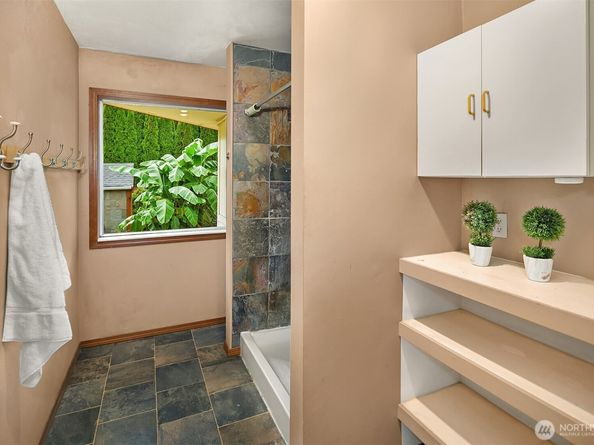 20625 SE 135th Street, Issaquah WA 98027