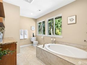 12228 NE 62nd Street, Kirkland WA 98003