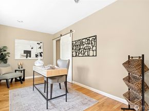 12228 NE 62nd Street, Kirkland WA 98003