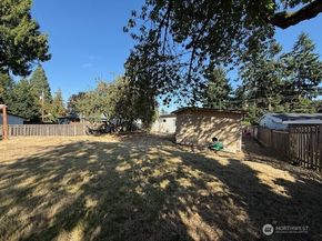 18609 8th Avenue S, Des Moines WA 98148