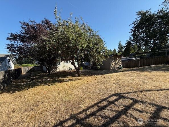 18609 8th Avenue S, Des Moines WA 98148