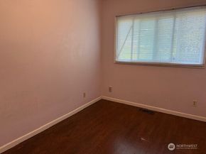 18609 8th Avenue S, Des Moines WA 98148