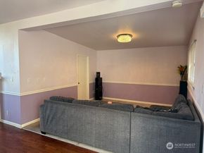 18609 8th Avenue S, Des Moines WA 98148