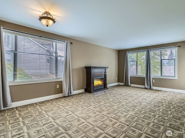 4105 Providence Point Drive SE, Issaquah WA 98029