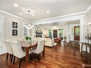 2593 NE Park Drive, Issaquah WA 98029