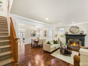 2593 NE Park Drive, Issaquah WA 98029