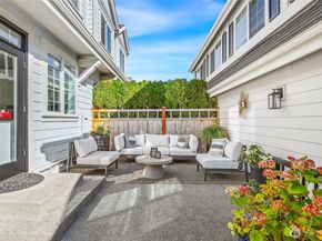 2593 NE Park Drive, Issaquah WA 98029