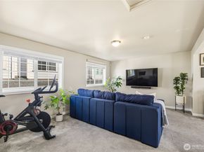 2593 NE Park Drive, Issaquah WA 98029