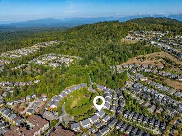 2593 NE Park Drive, Issaquah WA 98029