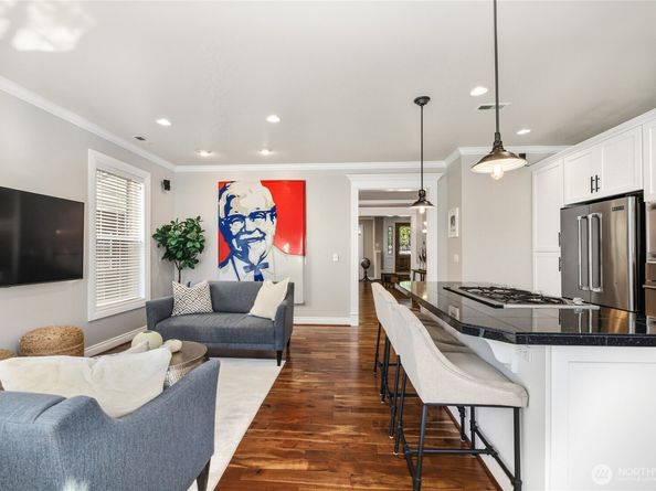 2593 NE Park Drive, Issaquah WA 98029