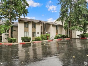 10424 NE 32nd Place