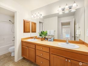 2336 29th Avenue NE, Issaquah WA 98029