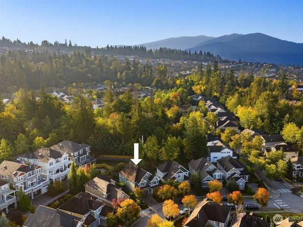 2336 29th Avenue NE, Issaquah WA 98029