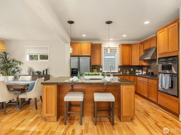 2336 29th Avenue NE, Issaquah WA 98029