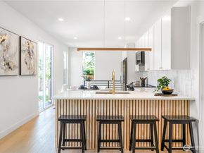 6310 S Ellis Avenue 1, Seattle WA 98108