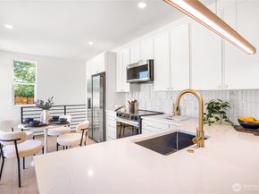 6310 S Ellis Avenue 1, Seattle WA 98108