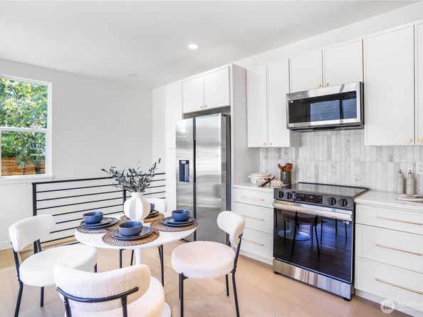 6310 S Ellis Avenue 1, Seattle WA 98108