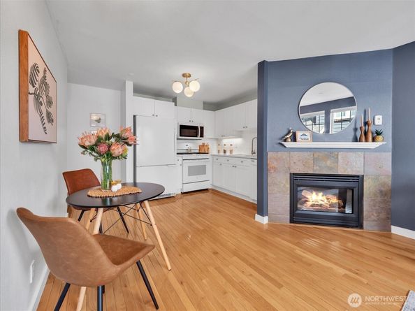 5430 California Avenue SW 3B, Seattle WA 98136