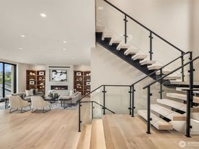 9630 SE 5th Street, Bellevue WA 98004