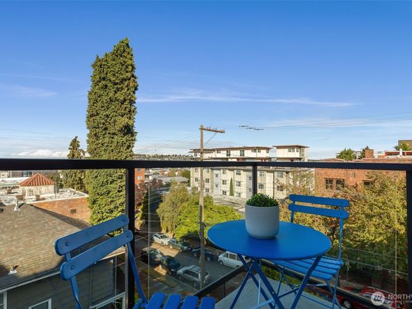 231 Belmont Avenue E 404, Seattle WA 98102