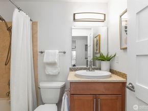 231 Belmont Avenue E 404, Seattle WA 98102