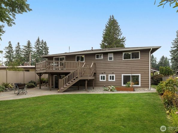 2520 166th Avenue NE, Bellevue WA 98008