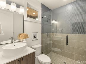 11415 NE 91st Street, Kirkland WA 98033