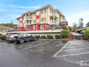 503 225th Lane NE F101, Sammamish WA 98074