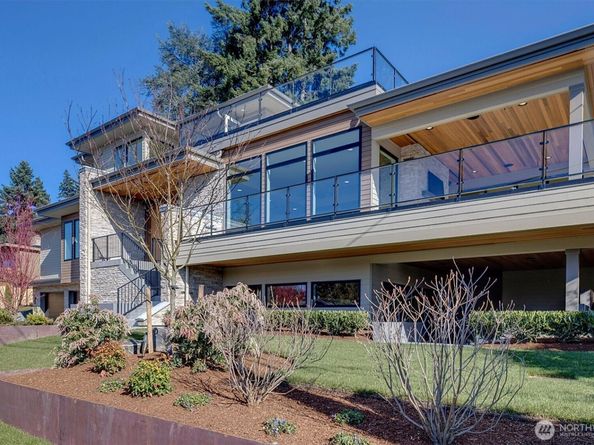 3036 67th Avenue SE, Mercer Island WA 98040