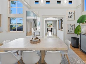 8770 Sand Point Way NE, Seattle WA 98115