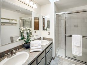 17215 NE 132nd Place, Redmond WA 98052