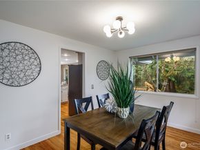 17215 NE 132nd Place, Redmond WA 98052