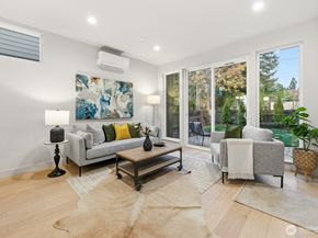 11217 NE 95th Street B, Kirkland WA 98033