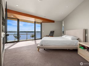 7703 W Mercer Way, Mercer Island WA 98040