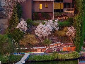 7703 W Mercer Way, Mercer Island WA 98040