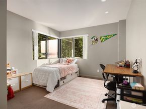 7703 W Mercer Way, Mercer Island WA 98040