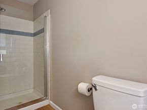 2117 N 107th Street 201, Seattle WA 98133