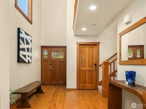 11226 NE 67th Street, Kirkland WA 98033