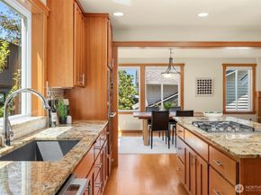 11226 NE 67th Street, Kirkland WA 98033