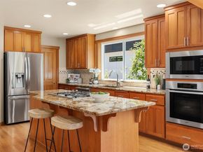 11226 NE 67th Street, Kirkland WA 98033