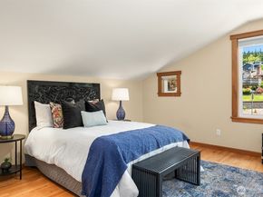 11226 NE 67th Street, Kirkland WA 98033