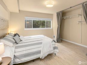 17431 Ambaum Boulevard S B13, Seattle WA 98148