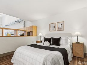 2015 Terry Avenue 406, Seattle WA 98121