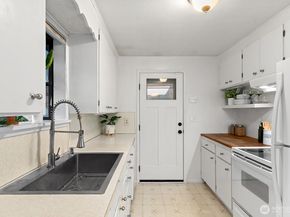 9412 4th Avenue SW, Seattle WA 98106