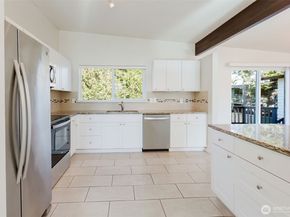 414 S 168th Street, Burien WA 98168