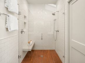 4701 84th Avenue SE, Mercer Island WA 98040