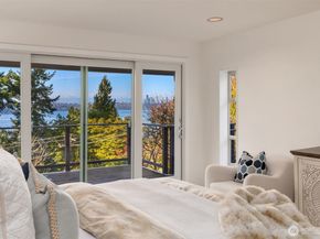 4701 84th Avenue SE, Mercer Island WA 98040