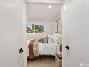 15605 SE 8th Street, Bellevue WA 98008